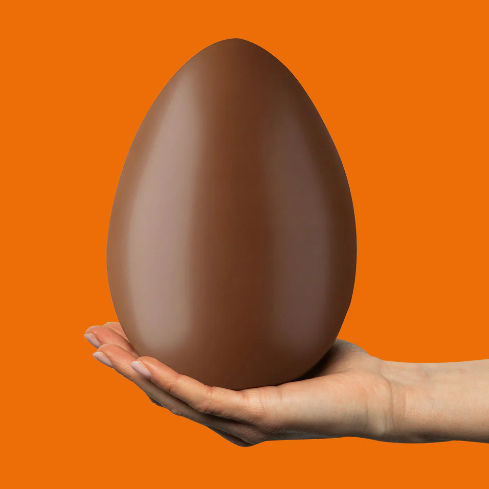 American Uncle Peanut Butter Easter Egg, 450g milk chocolate Easter egg filled with peanut butter cream - Image 5